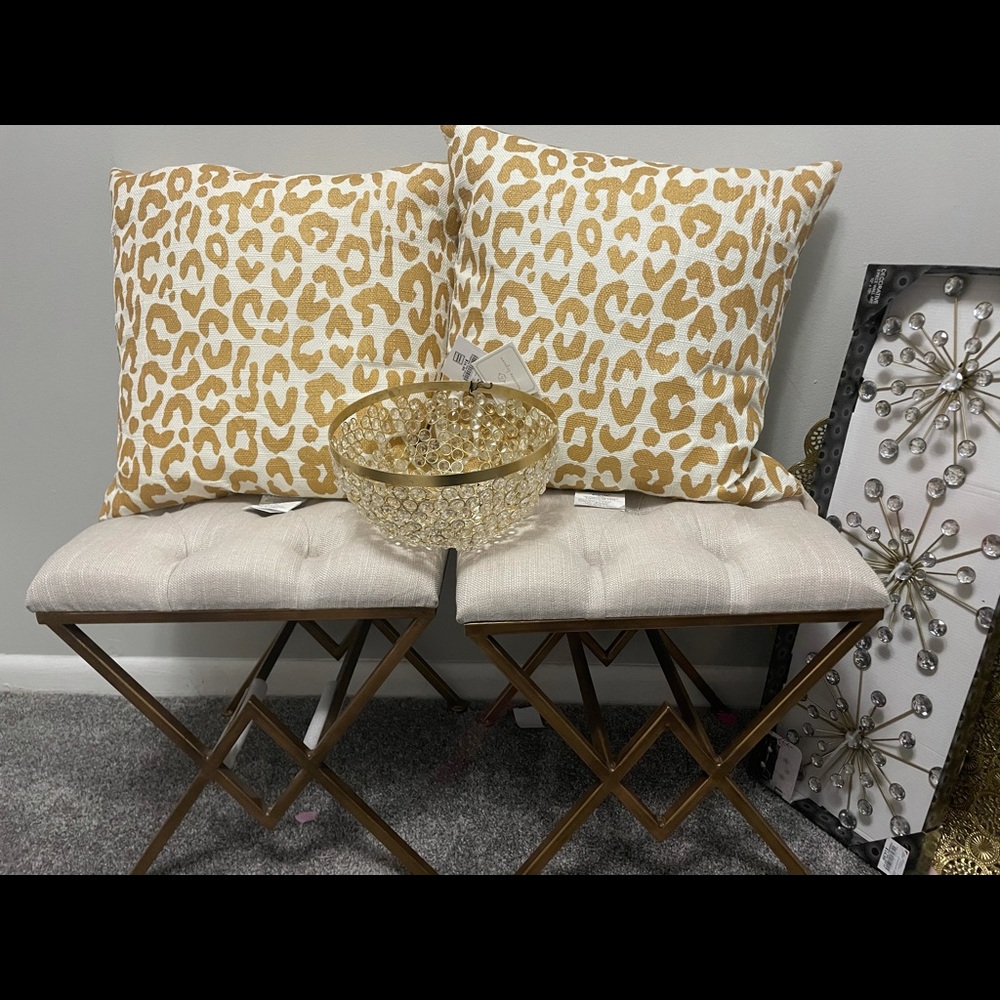 GOLD CHEETAH